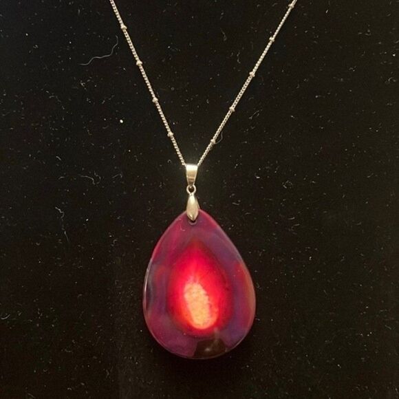 Handcrafted Red Teardrop Pendant Necklace – Silver Tone Chain - Picture 1 of 3